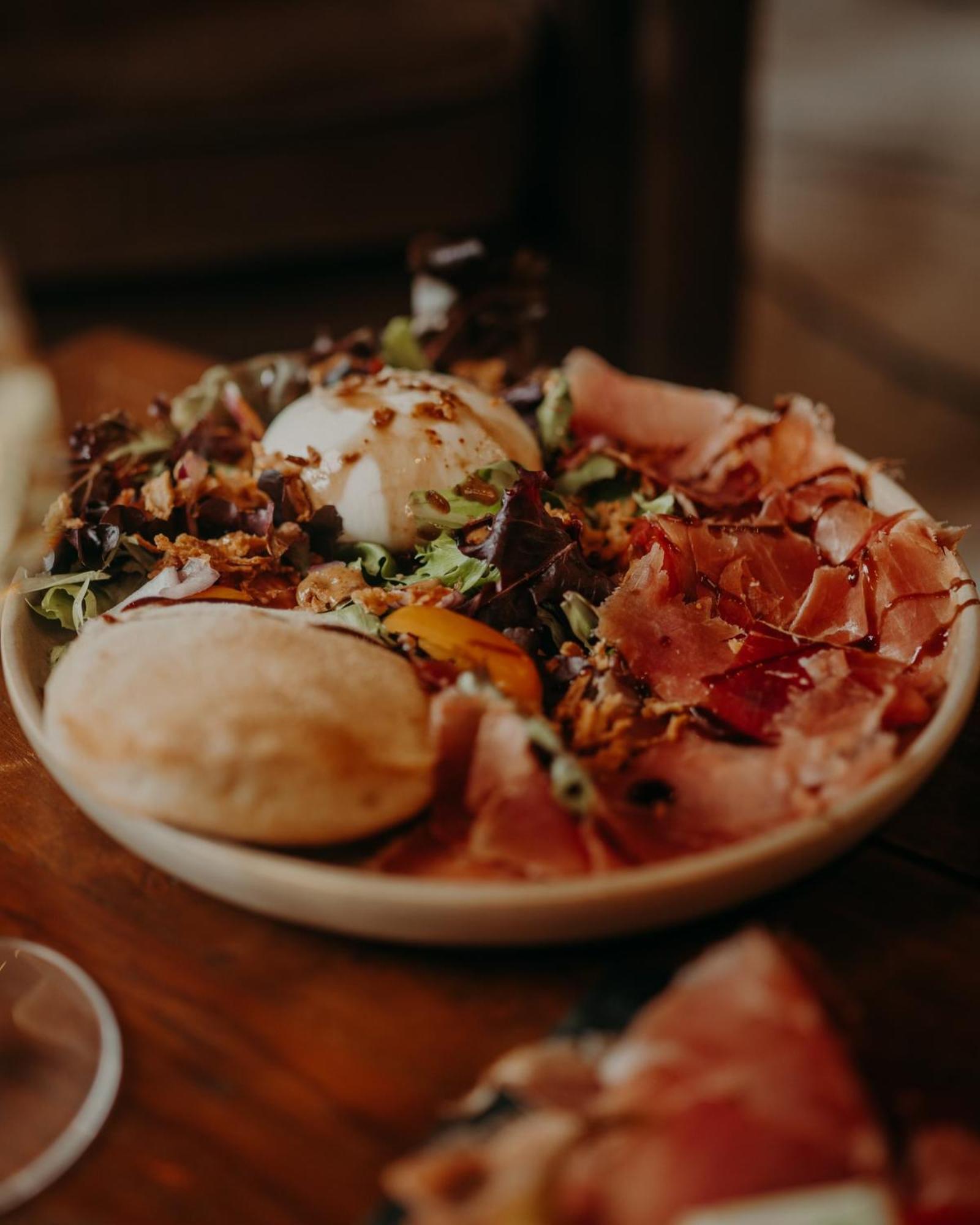 Le Central Hotel-Bar 올롱생테마리 외부 사진